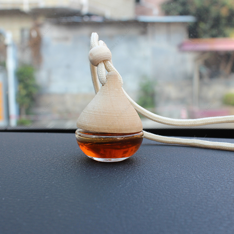 Round Car DIffuser Bottle With Wooden Cap